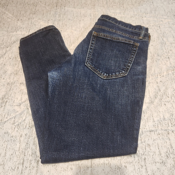 💫 GAP Women's Straight Leg Jeans - Dark Blue- Like NEW - Size 28 - Picture 4 of 6